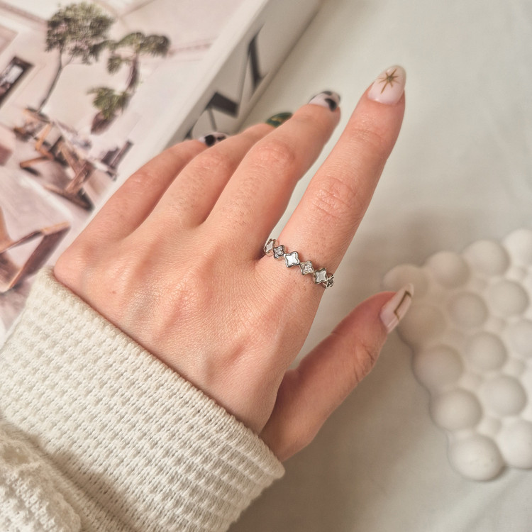 خرید انگشتر ونکلیف مرمری نقره ای از لیمو اکسسوری